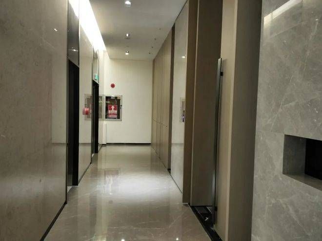 福田CBD的这栋写字楼竞然能10个月免租！！(图4)