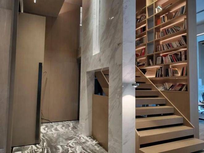 福田CBD的这栋写字楼竞然能10个月免租！！(图5)